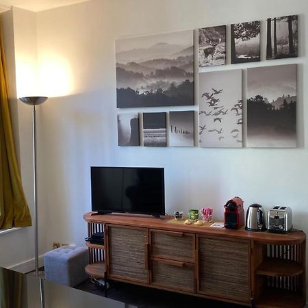 Marais Joli Deux Pieces Apartment ปารีส ภายนอก รูปภาพ
